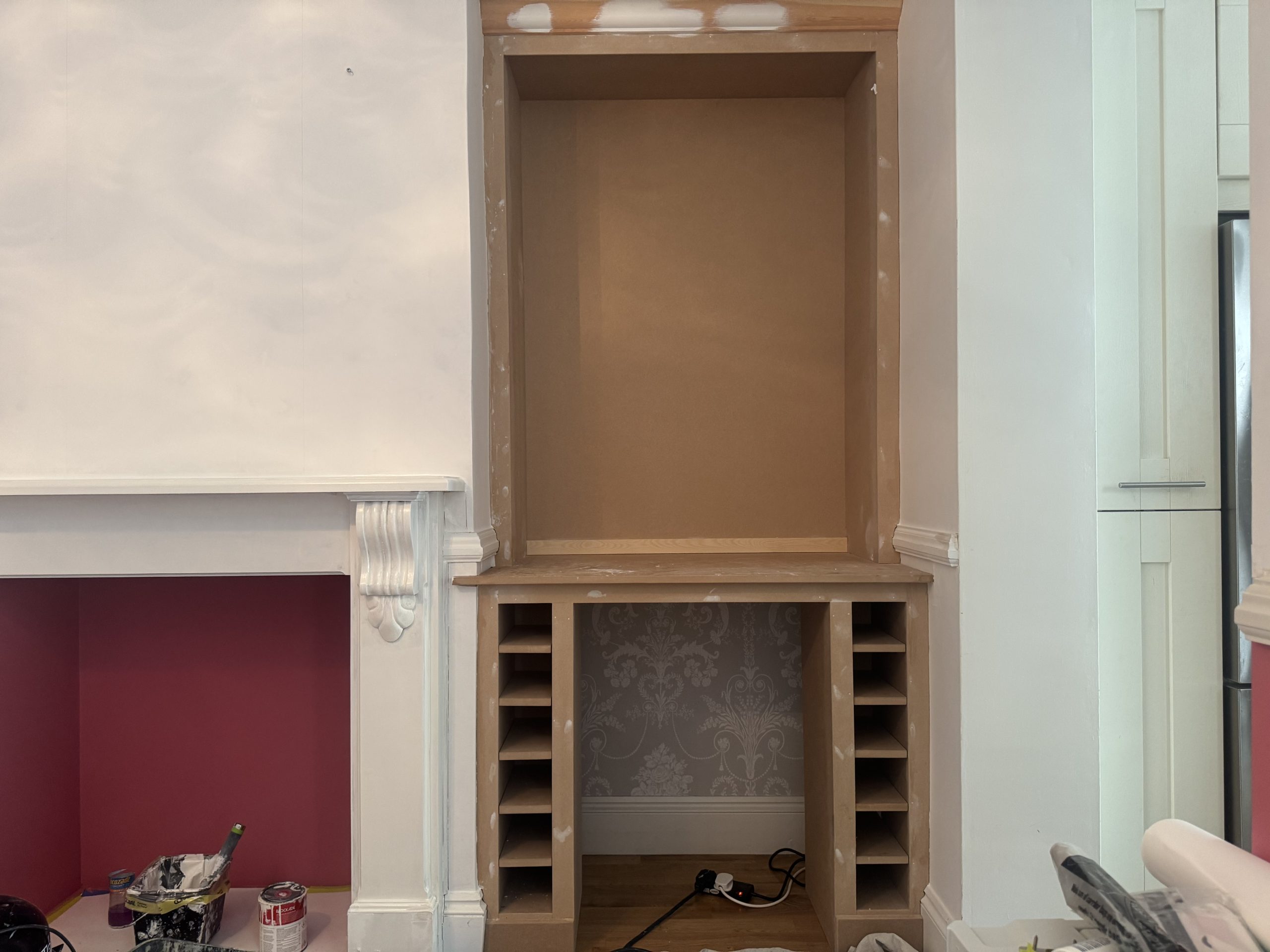 Lounge Before Before Lounge Painted by SYM Decorating Specialists in Buckhurst Hill Chigwell Woodford Green Loughton Chingford Wanstead